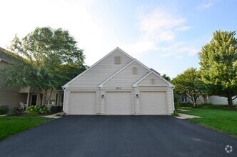 Building Photo - 2843 Rutland Cir