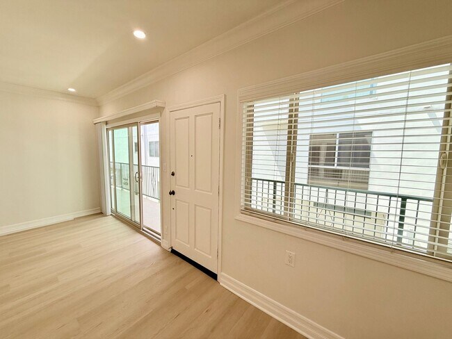 Foto del edificio - 11711 Goshen Ave