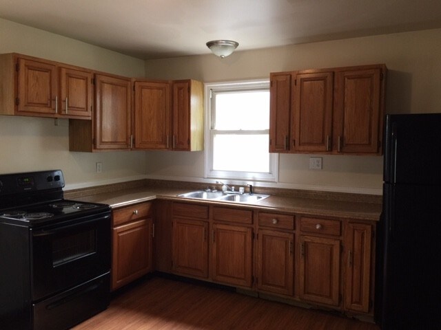 Building Photo - 2131 Haynes Ave