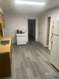 Building Photo - 79 Chestnut St