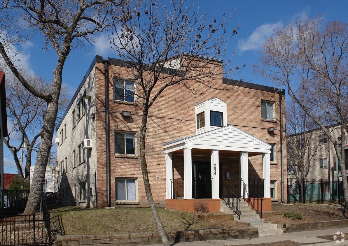 Primary Photo - 2636 1st Ave S