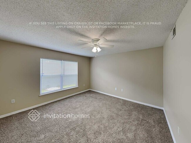 Foto del edificio - 13006 Waterbourne Dr