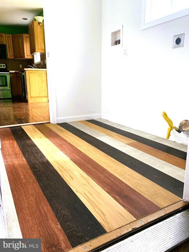 Foto del edificio - 116 Deer Path Ln