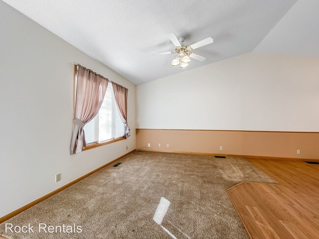 Foto del edificio - 14 Des Moines Ave