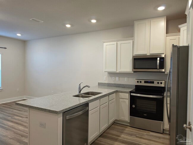 Foto del edificio - 9525 Nature Crk Cir