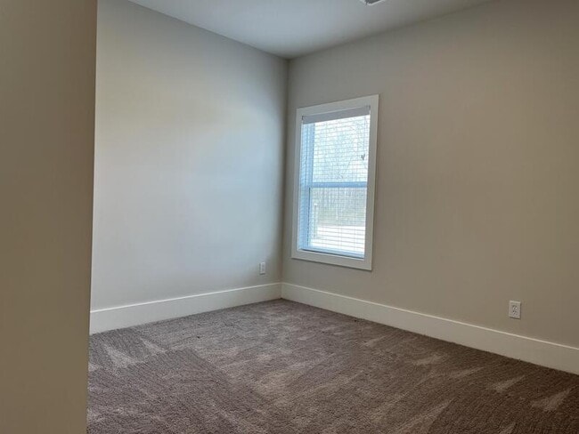 Foto del edificio - 154 Fernhill Dr NW