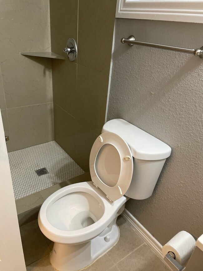 Foto del edificio - 10159 Barberry St