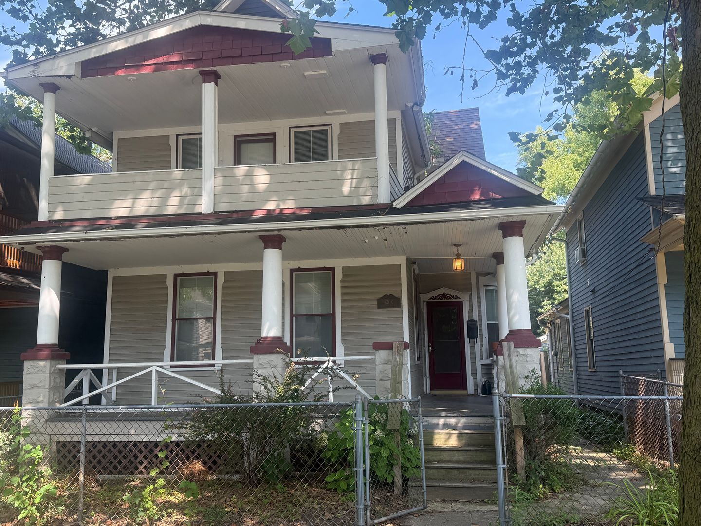 4200 Whitman Ave Cleveland, OH 44113 – photo 1