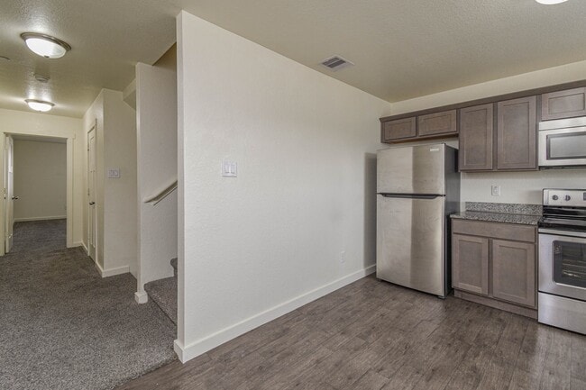 Foto del edificio - 21155 Gosling Rd