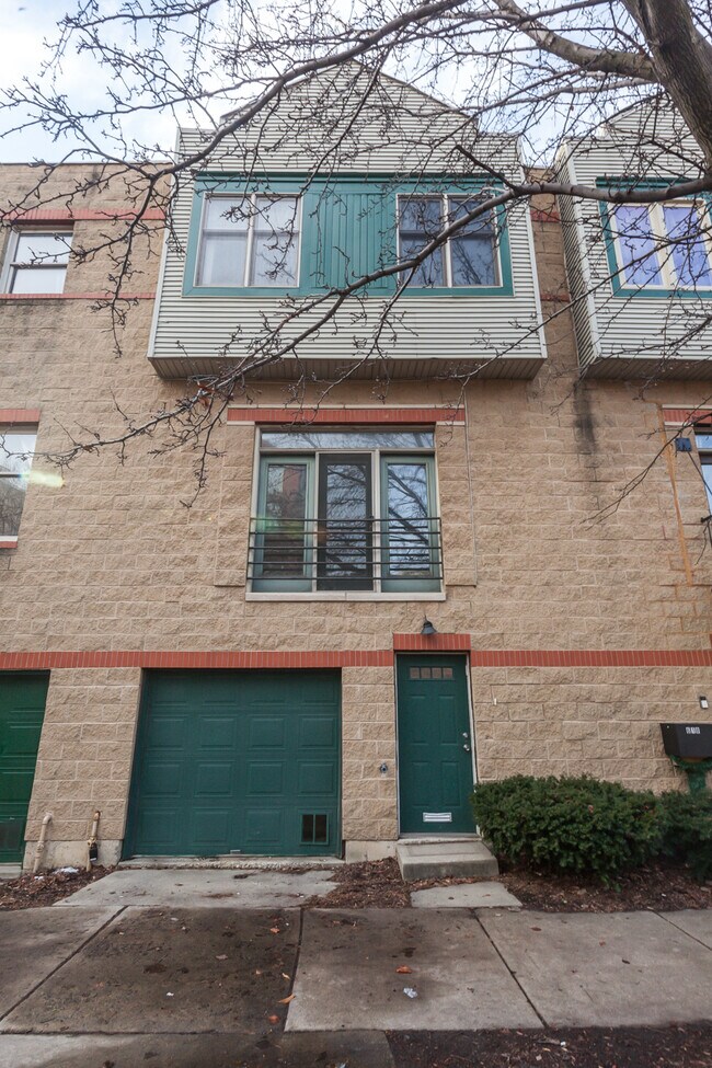 Foto del edificio - 616 N Paulina St