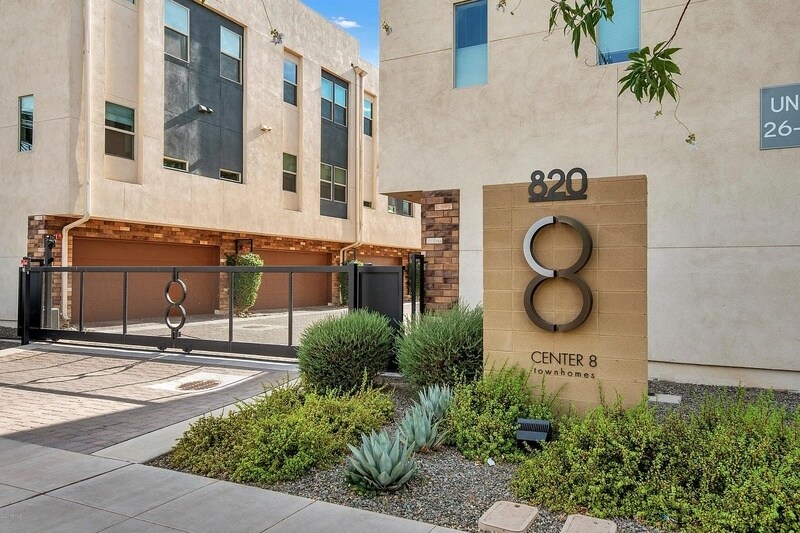 Foto principal - 820 N 8th Ave