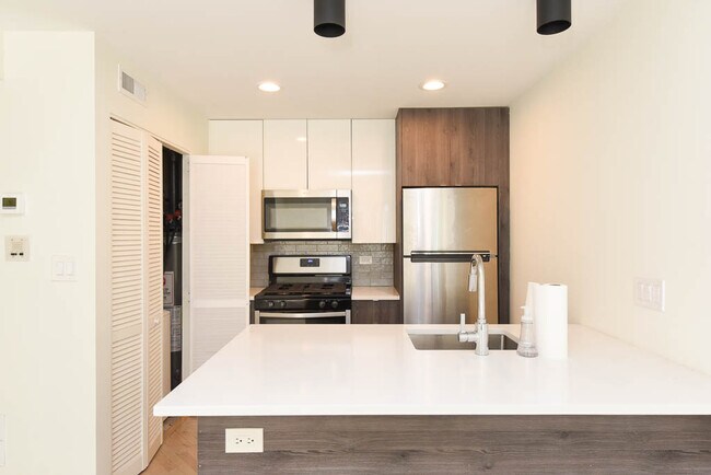 Foto del edificio - 941 W Grace St
