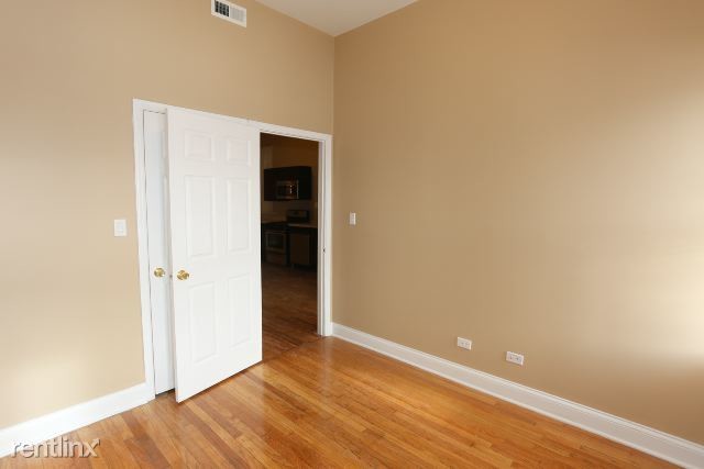 Foto del edificio - 1820 W 18th St