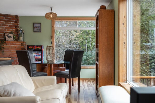 Foto del edificio - 11582 Washougal River Rd