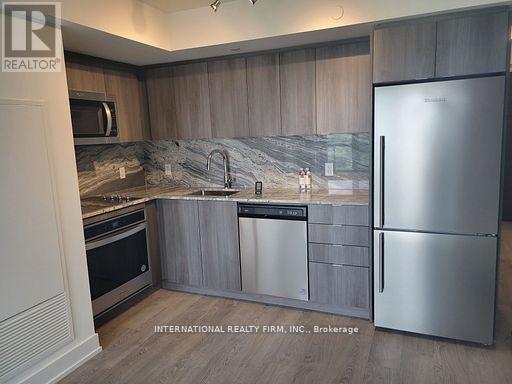 Photo du bâtiment - 5 Mabelle Ave