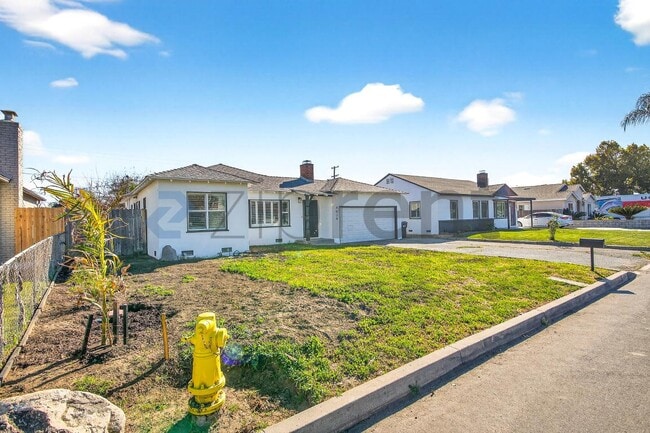 Building Photo - 4029 Olive St