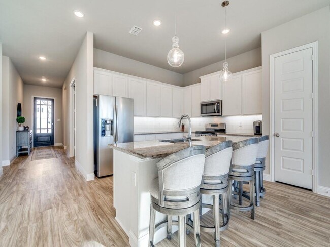 Foto del edificio - 1913 Renwick Dr