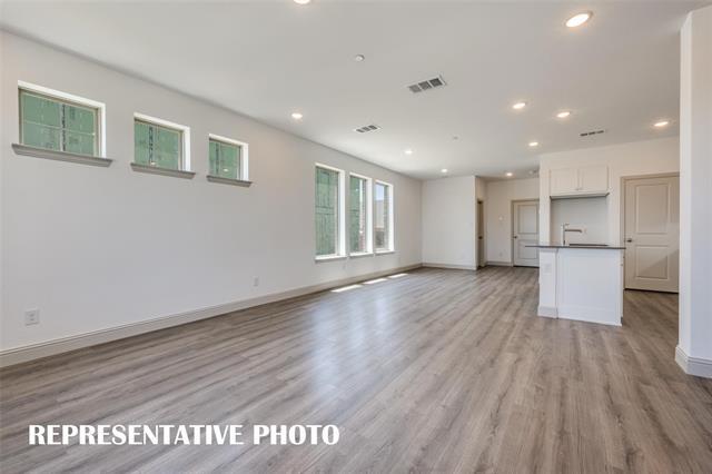 Foto del edificio - 428 Parkside Dr