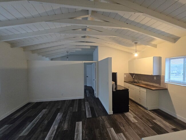 Foto del edificio - 602 SW 5th Ave