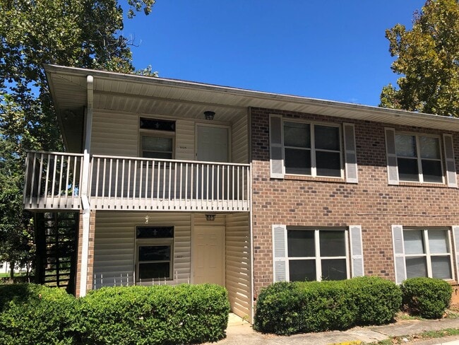 Photo - 2/2/ Walking Distance To Capital Regional ... House