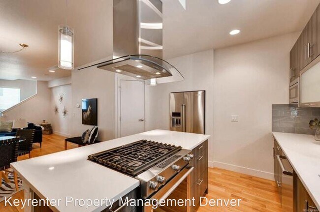 Building Photo - 3 br, 2 bath House - 1623 Julian St Apt 103