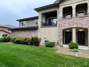 Building Photo - 2239 Calais Dr