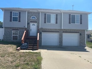 Building Photo - 16185 Hershey Dr
