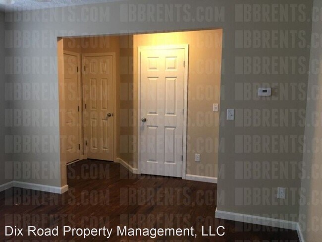 Building Photo - 4 br, 2.5 bath House - 379 Brandon Drive,