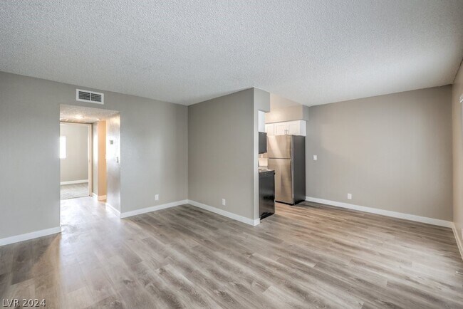 Foto del edificio - 204 Orland St