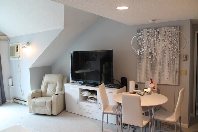 Foto del edificio - 48 Cooper Memorial Dr