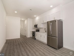 Building Photo - 2437 S 13th St