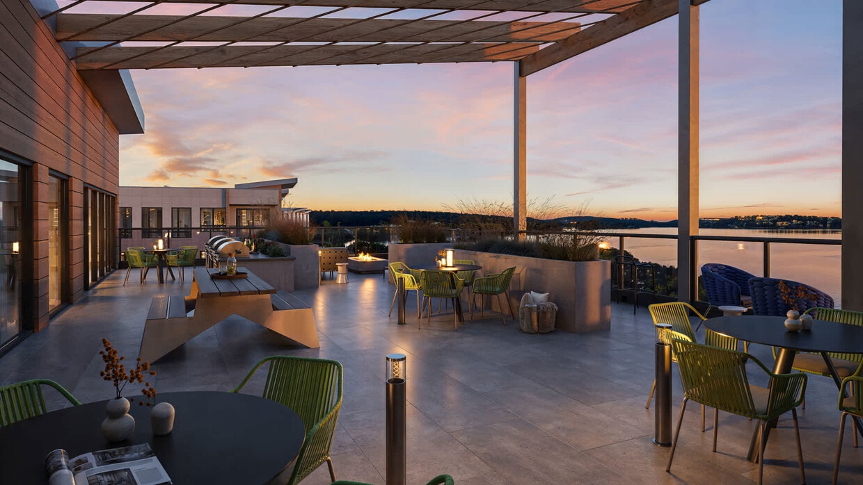 Sky Deck - The Basin