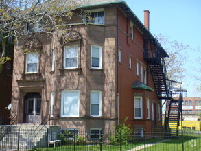 Building Photo - 2934 W Washington Blvd
