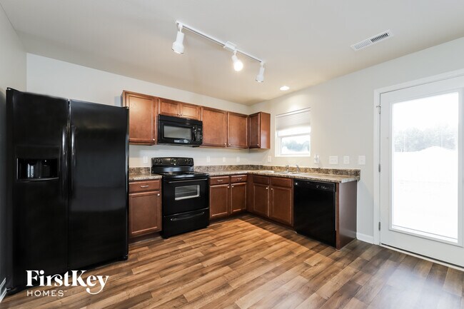 Foto del edificio - 179 Bedrock Ct