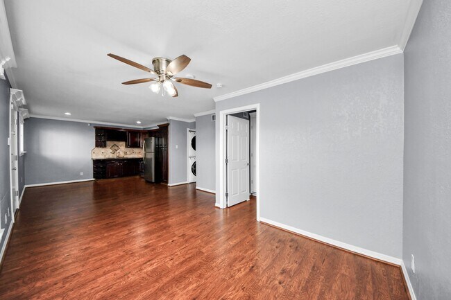 Foto del edificio - 1529 Wirt Rd