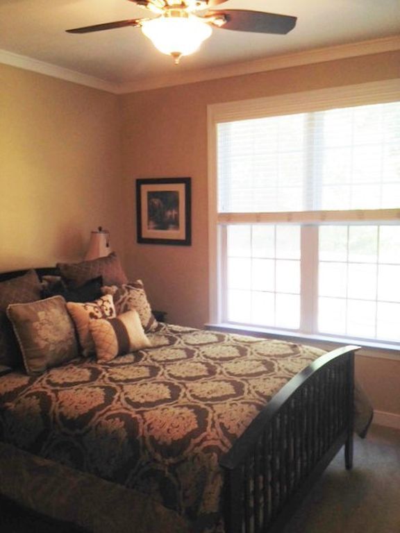 Foto del edificio - 108 Doyle Court (Hawks Landing) Yorktown 2...