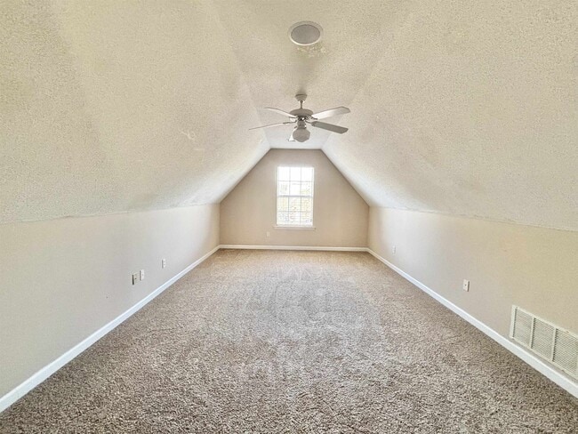 Photo - 9879 Averbury Dr (Cordova, TN) House
