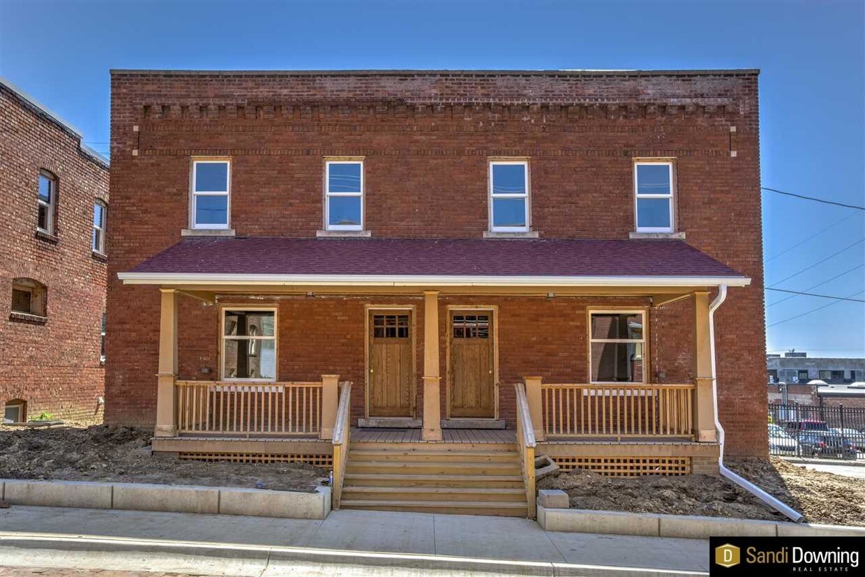 Primary Photo - 664 S 26th Ave