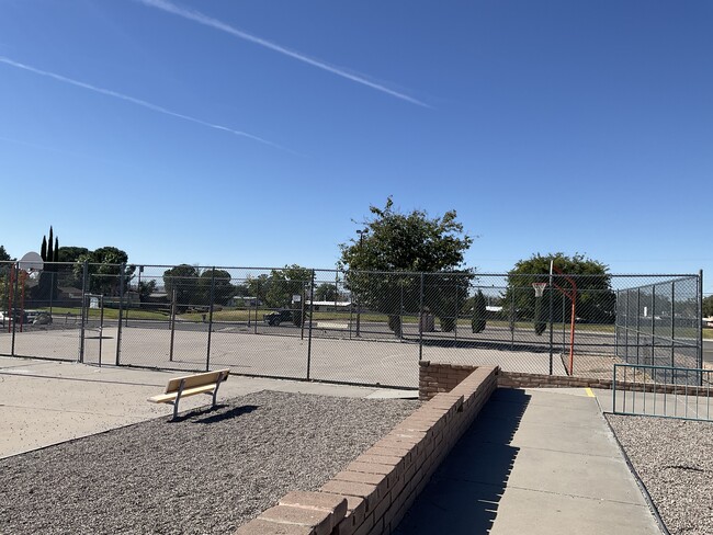 Building Photo - Buena Vida