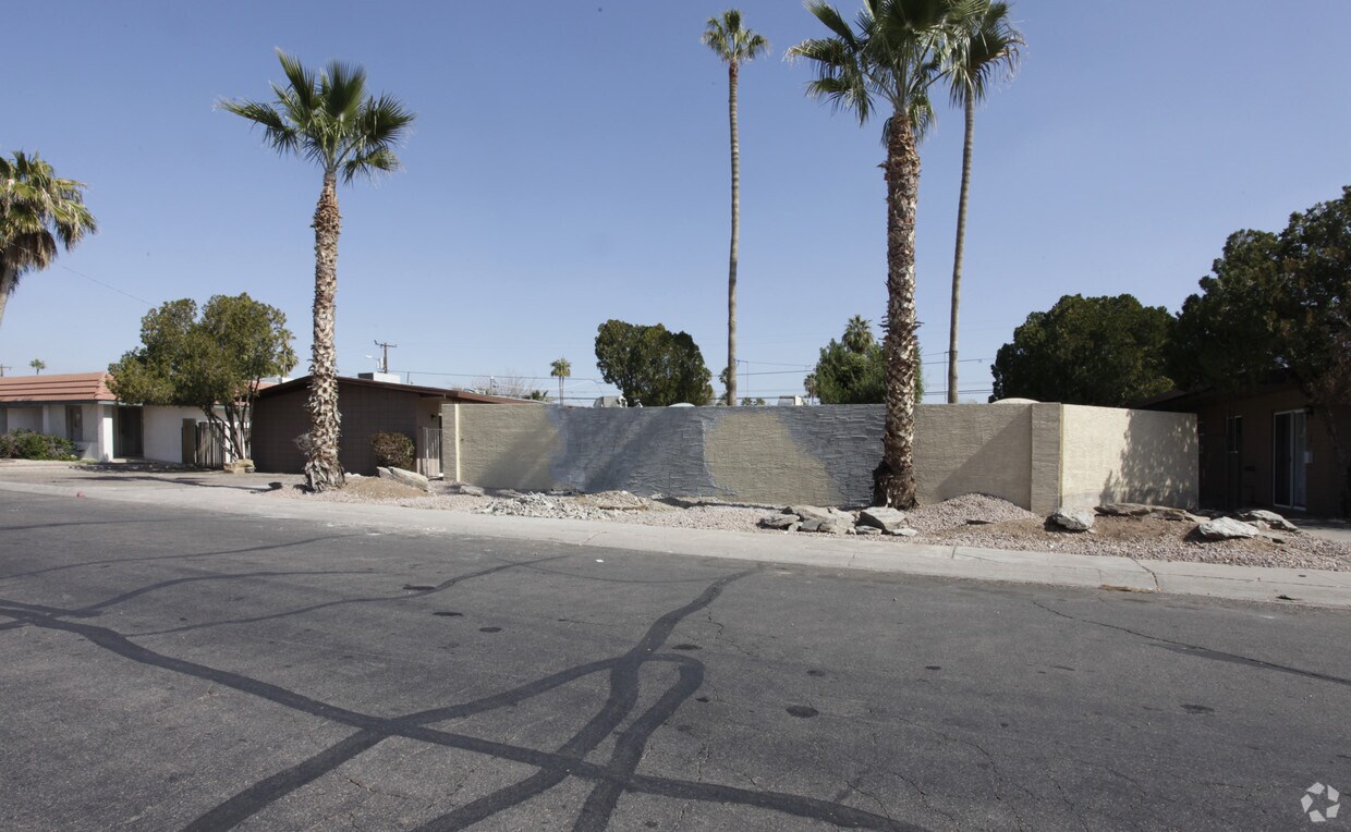 Building Photo - 66th Street