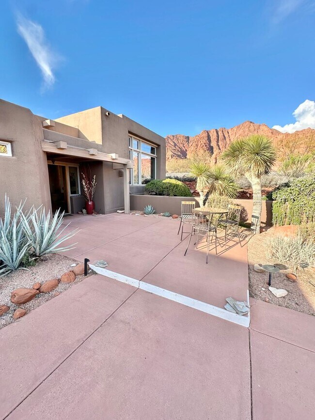 Foto del edificio - 3 Bedroom Home In Kayenta w/ ALL UTILITIES INCLUDED!!