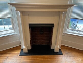 Building Photo - 114 Asbury St