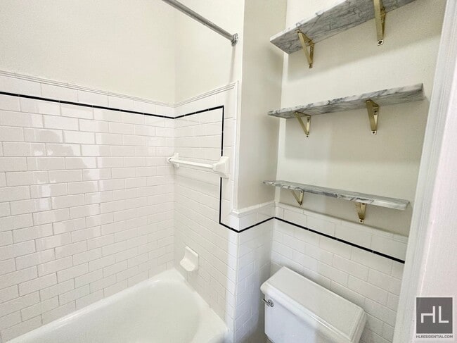 Building Photo - SECOND AVENUE