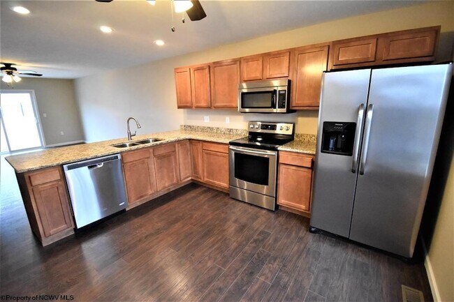 Foto del edificio - 425 Marlowe Cir