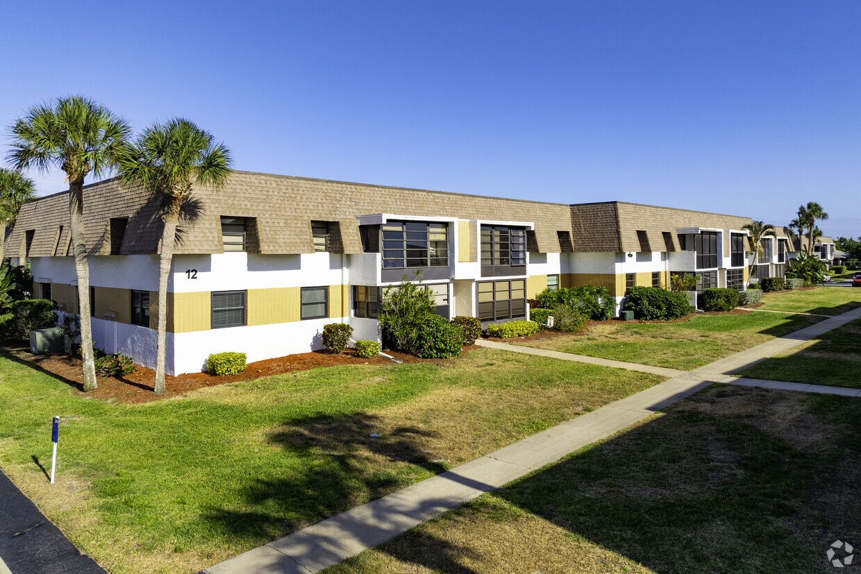 2700 N Highway A1A Indialantic, FL 32903 - Palm Colony Club