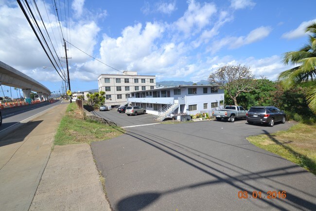 Building Photo - 94-508 Farrington Hwy