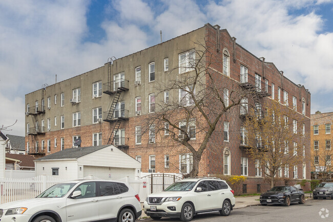 Building Photo - 87-86 116th St