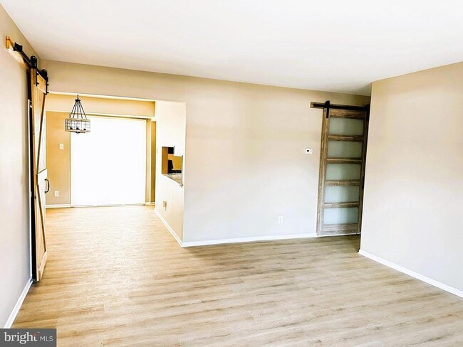 Building Photo - 42 Michael Rd