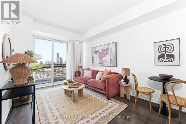 Building Photo - 225 Sackville St