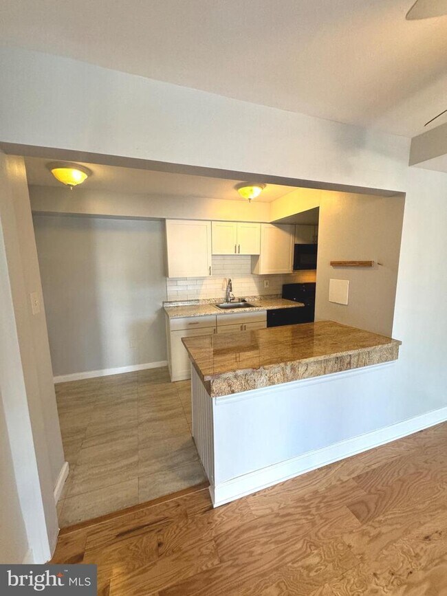 Foto del edificio - 2625 Wagon Dr